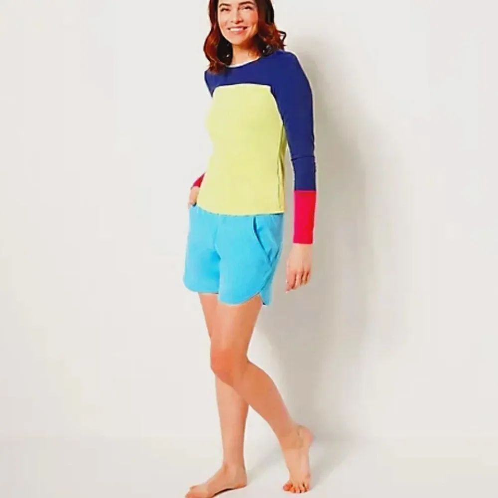 Women's Crew Neck Long Sleeve Rash Guard UPF 50 Sun Protection Modest Swim Tee - Picture 2 of 13